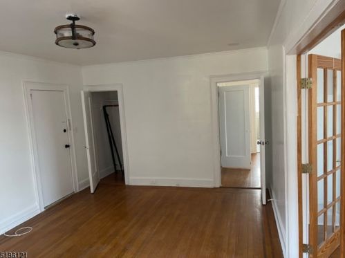 55 Grove St, Montclair NJ  07042-3700 exterior