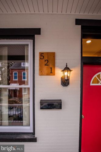 521 Vine St, Lancaster, PA 17603-5243