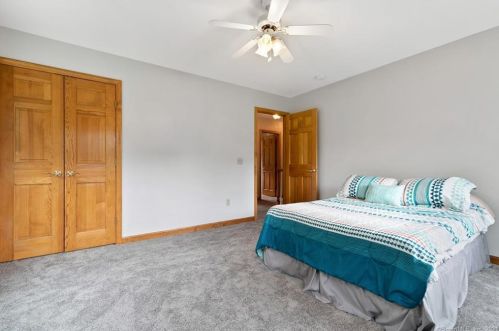 54 Jacobson Farm Rd, East Hampton CT  06424-1659 exterior