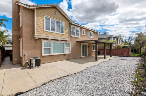 40930 Diana Ln, Lake Elsinore, CA 92532-1636