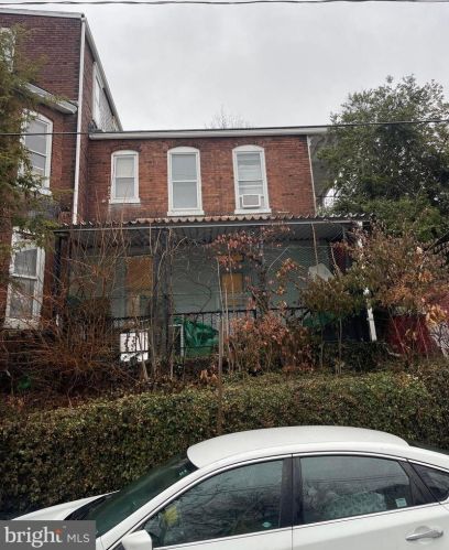 304 Walnut St, Harrisburg, PA 17113-2361