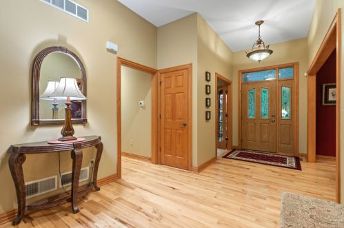 107 Ferris Dr, North Prairie, WI 53153-9436