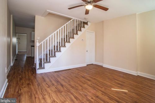 909 Gray St, New Castle, DE 19720-6035