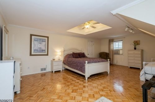 2106 Primrose Ln, Martinsville NJ  08836-2218 exterior