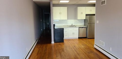 5 Main St, North Hanover, NJ 08562-2328