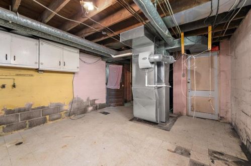 523 Wright Rd, New Kensington PA  15068-9231 exterior