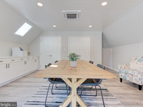 20500 Stone Fox Ct, Leesburg VA 20175-7223 exterior