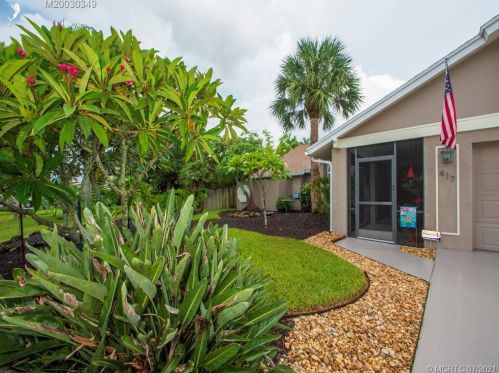 417 Whitmore Dr, Fort Pierce, FL 34984-4529