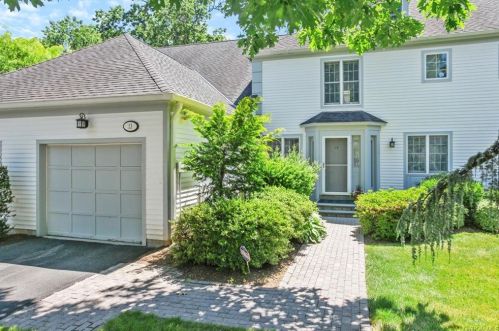 13 Audrey Ln, White Plains, NY 10605-5010