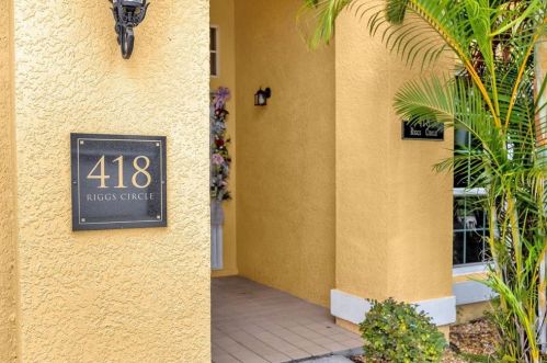 418 Riggs Cir, Davenport FL 33897-6007 exterior