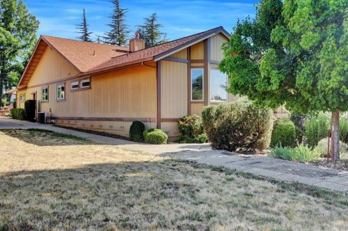 18114 Lake Forest Dr, Lake Wildwood CA  95946-9456 exterior