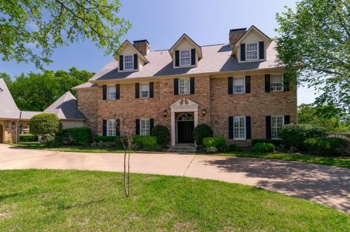 582 Wolf Run Rd, Argyle, TX 76226-8426