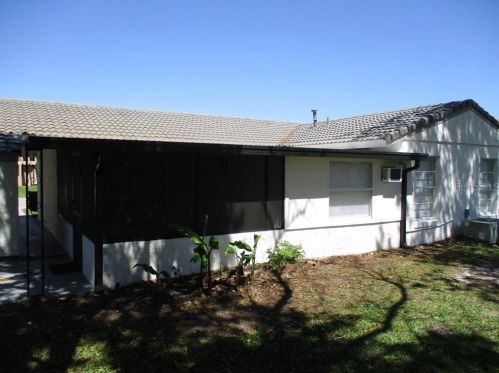 5662 Minaret Ct, Orlando FL  32821-8121 exterior