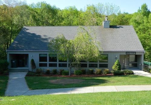 231 Briarwood Dr, Somers Town NY  10589-1810 exterior