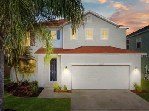 15025 Perdido Dr, Orlando, FL 32828-5216