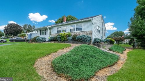 1231 Hiview Dr, Southampton, PA 18966-3509