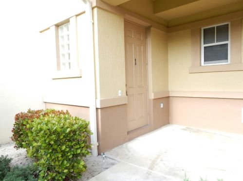 510 Pacific Grove Dr, West Palm Beach, FL 33401-8318