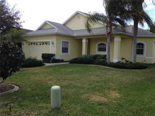 5024 72nd St, Bradenton, FL 34203-7948