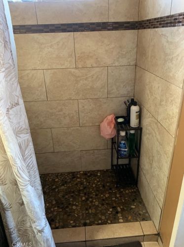 5433 Pelleur St, Lynwood CA  90262-5520 exterior