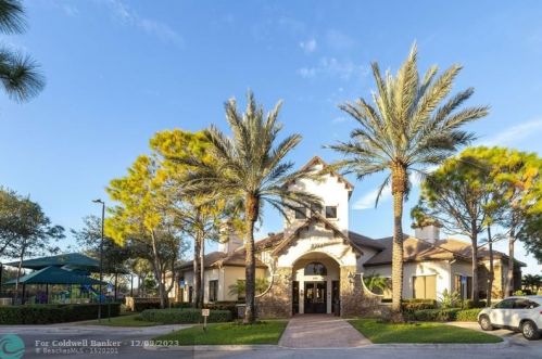10544 Walnut Valley Dr, Boynton Beach, FL 33473-4842