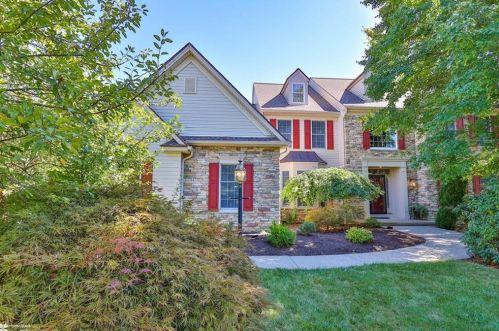 6135 Whitetail Dr, Coopersburg, PA 18036-9581