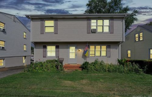 490 Fairfield Ave, Stamford, CT 06902-7523