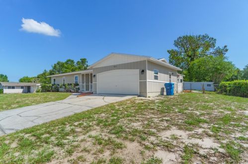 9413 Century Dr, Brooksville, FL 34606-1604