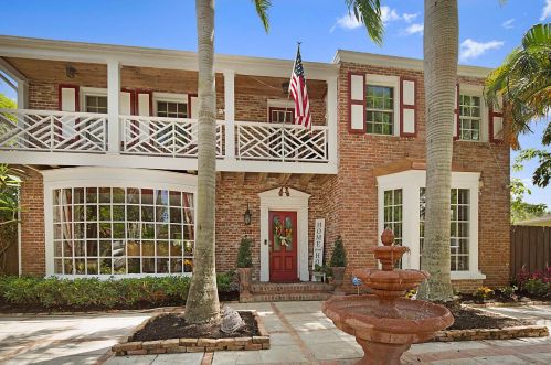 518 35th St, West Palm Beach, FL 33404-2204