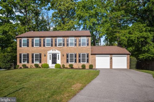 7114 Sterling Grove Dr, Springfield VA  22150-4430 exterior