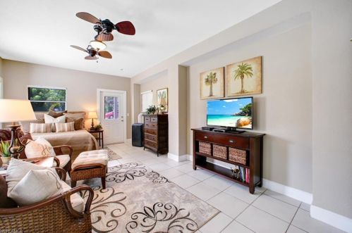 26427 Hickory Blvd, Bonita Springs FL 34134-8201 exterior