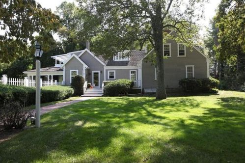 24 Bow St, Marshfield, MA 02051-5902