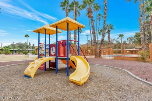 350 Silverbell Rd, Tucson AZ  85745-2639 exterior