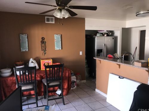 11507 209th St, Lakewood, CA 90715-1208