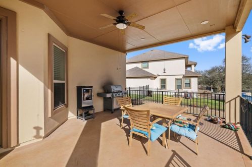 618 Emma Loop, Austin TX 78737-1457 exterior