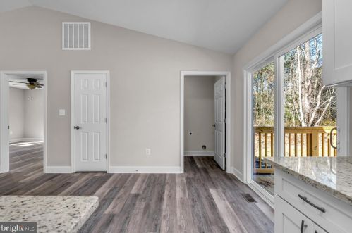 211 Erica Dr, Montross VA  22520-4154 exterior