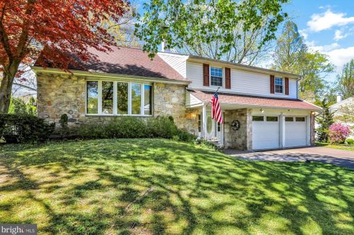 250 Mallard Rd, Southampton, PA 18966-2148