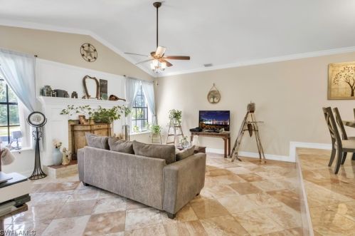 401 Maple Ave, Lehigh Acres FL  33972-4001 exterior