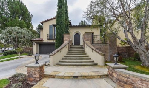 28 Climbing Vine, Irvine CA  92603-0200 exterior