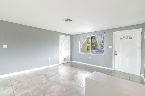 3700 Rosewater Dr, Tarpon Springs, FL 34691-5151