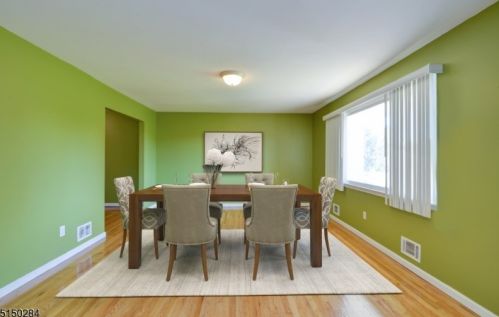 6 Sandra Rd, East Amwell Township NJ  08551-1009 exterior