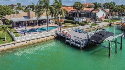 12500 5th St, Saint Petersburg, FL 33706-2916