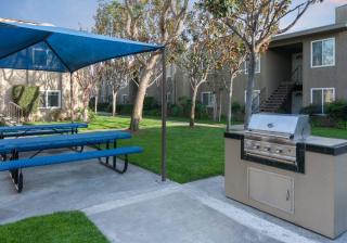 201 Magnolia Ave, Anaheim CA  92804-4920 exterior