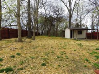 2528 Treetop Dr, Antioch, TN 37013-1806