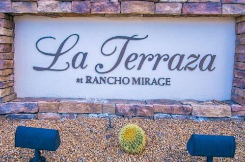 79 Calle Manzanita, Rancho Mirage CA  92270-4140 exterior