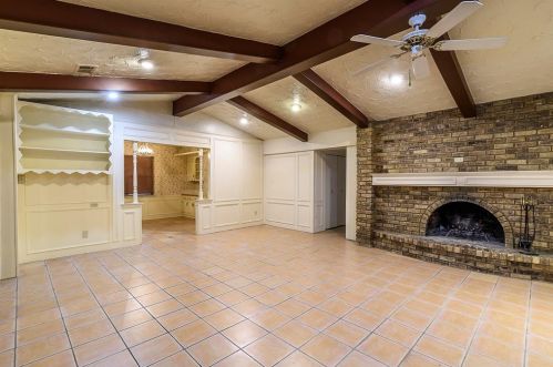 1904 Hollyhill Ln, Denton, TX 76205-8256