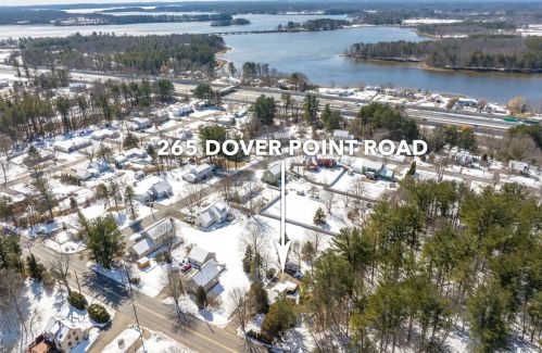 265 Dover Point Rd, Dover NH  03820-4606 exterior