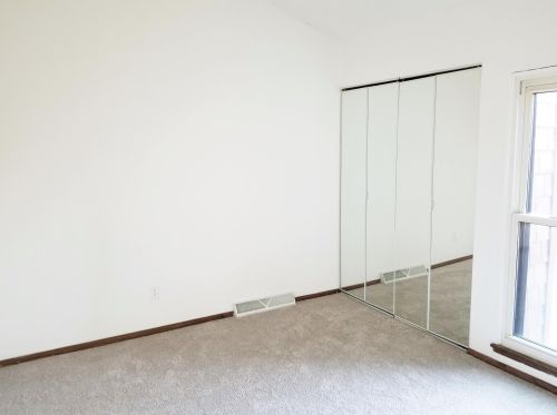 6987 Glenbrook Rd, Milwaukee WI  53223-1111 exterior