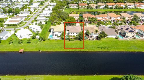 4120 Artesa Dr, Boynton Beach FL  33436-2628 exterior