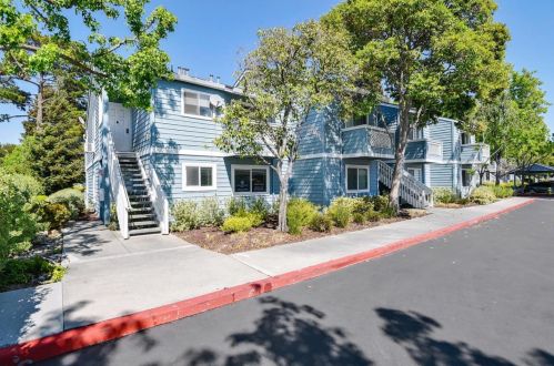 1517 Four Oaks Cir, San Jose, CA 95131-2648