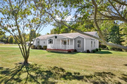 1568 Lenroot Rd, Mount Olive OH  45106-8453 exterior